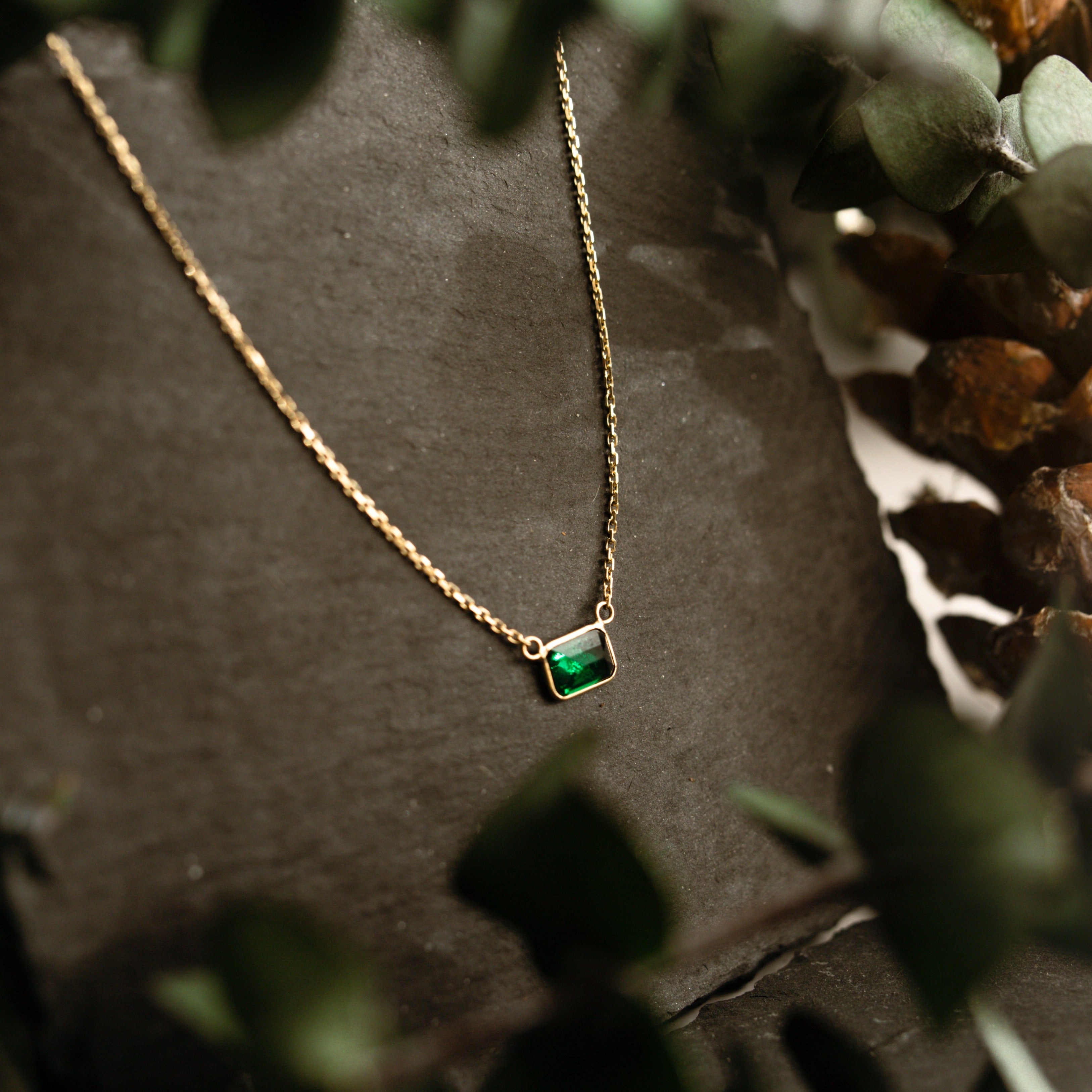 Don't Miss Our Solitaire Emerald Pendant In 14k White Gold At Cheap Price