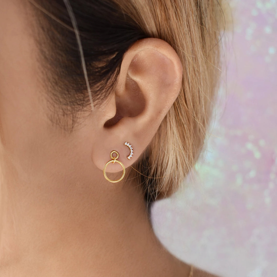 10k Solid Gold Interlocking Circles Studs - Earrings - - - Azil Boutique