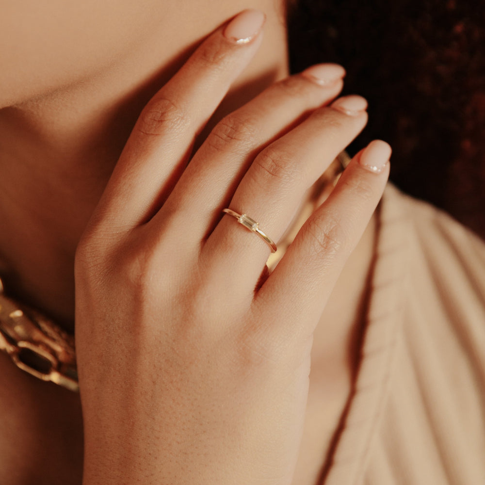 10k Solid Gold Horizontal Baguette Ring - Rings -  -  - Azil Boutique