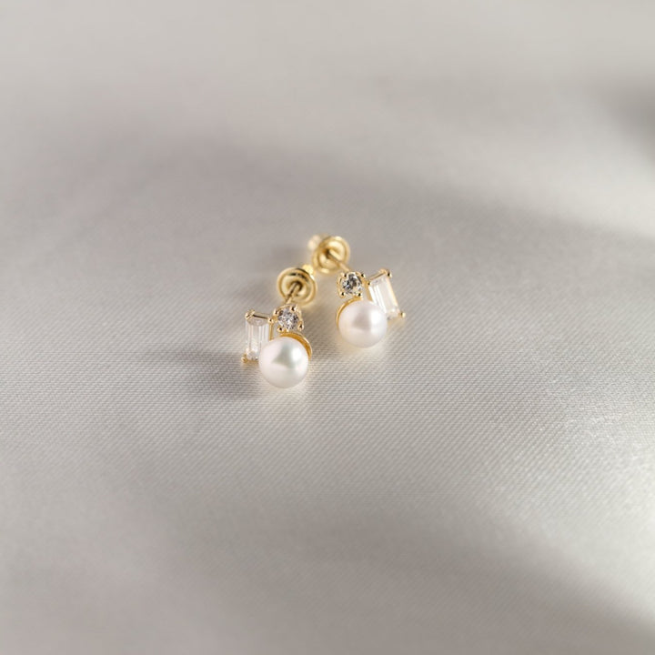 10k Solid Gold Pearl w/ CZ Cluster Studs - Earrings -  -  - Azil Boutique